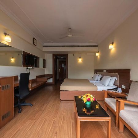 Hotel Ballal Residency Bengaluru Zewnętrze zdjęcie